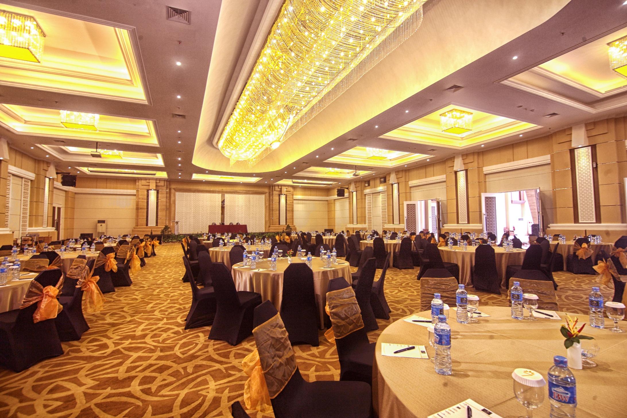 Swiss-Belhotel Lampung Bandar Lampung Exterior foto
