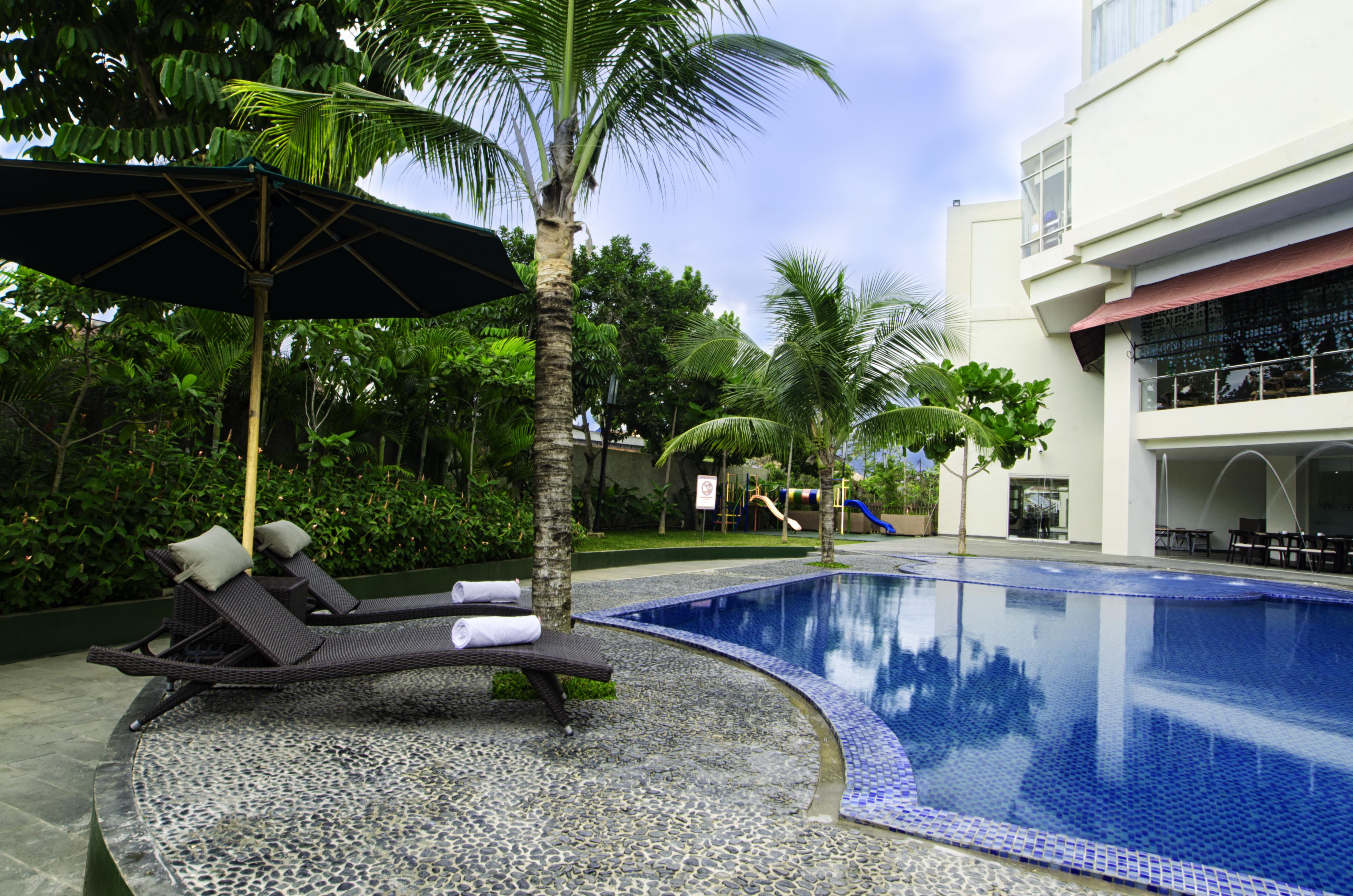 Swiss-Belhotel Lampung Bandar Lampung Exterior foto